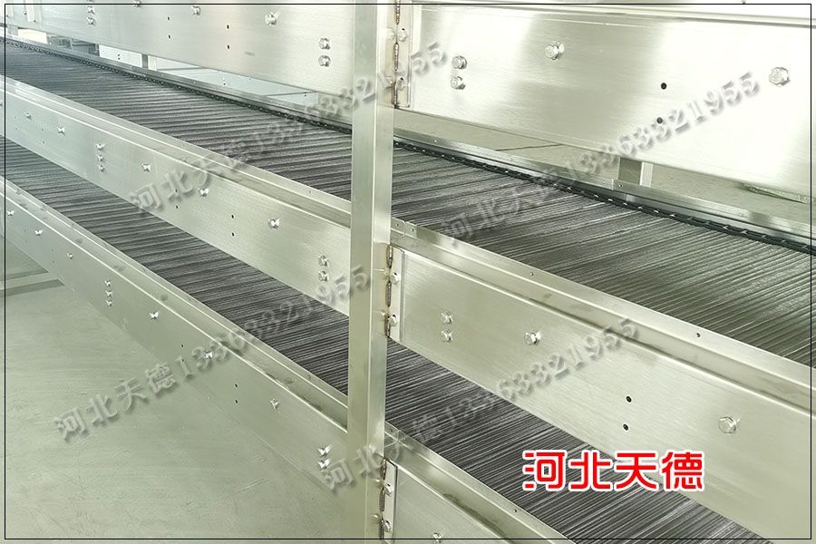 網(wǎng)帶輸送機